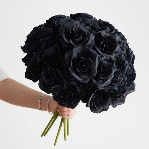 Black silk rose bouquet - rose, gothic