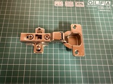 50x Blum Clip On 90° Kitchen Door Cabinet Hinges With back plates Bracket Closer