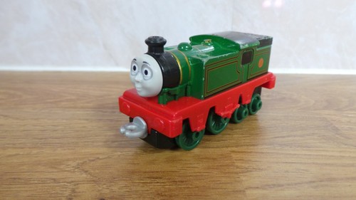 2014 whiff die cast train - 3",