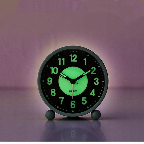 Silent bedside alarm clock - uk,