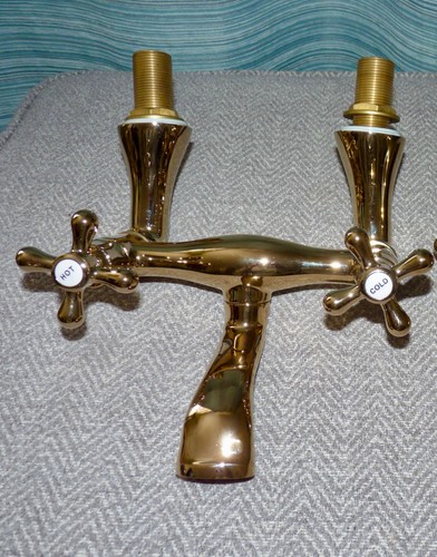 Gold plated bath - bath, mixer
