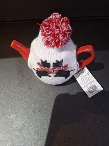 Red teapot scottie dog - red,