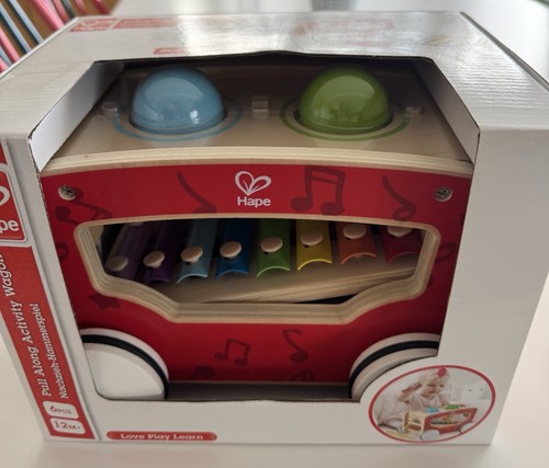 Hape pull along - activity, wagon
