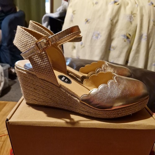Ladies gold wedge full toe - ladies,