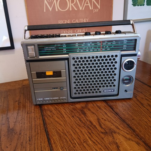 Vintage sony 270 radio - vintage,