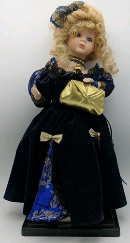 Elegant girl ceramics doll - elegant,