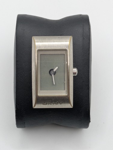 Dkny rectangular quartz watch - quartz,
