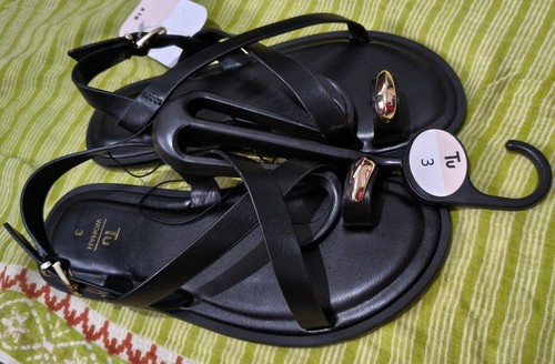 Women black sandals - black,