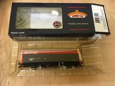 Lot..418X...OO GAUGE BACHMANN 38-120  35 TON VAA VAN  RAILFREIGHT...........#15#