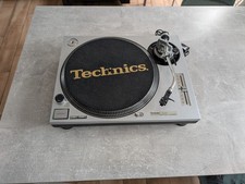 Technics SL-1200 MK2 Direct Drive Turntable