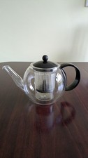 Unused Bodum Clear Tea Pot with Black Lid 1L Capacity