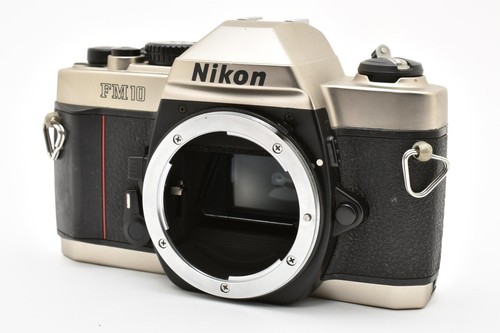 Near mint nikon fm10 - nikon,