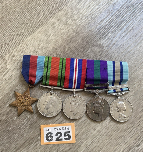 Ww2 group medals - of, 5