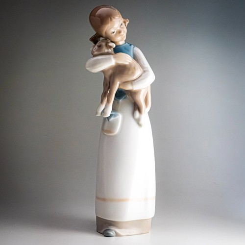 Lladro girl with lamb - girl,