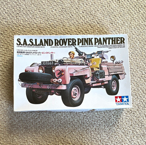 Tamiya land rover pink - rover,