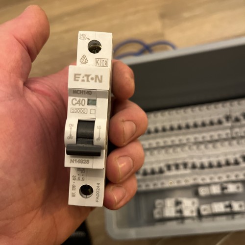 Eaton mem amp curve 10ka - curve, c