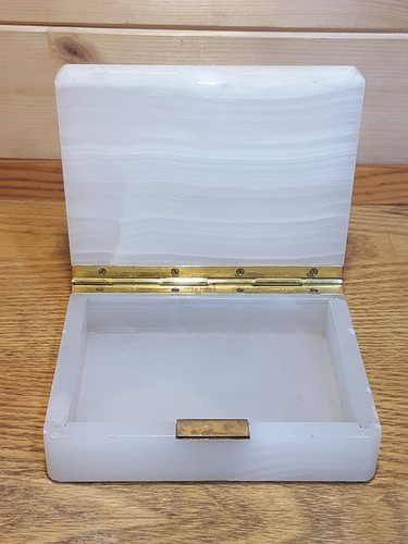 Stunning art deco white onyx - art,