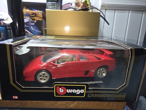 Burago scale red - 1/18,