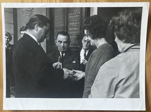 Don cockell attends rocky - attends,