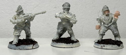 Commissars oop warhammer - commissars,