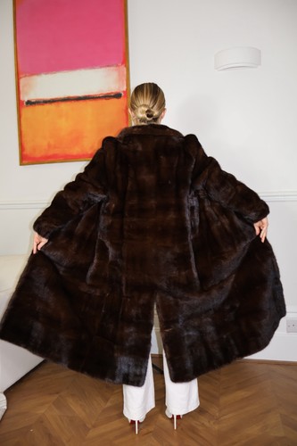Gorgeous horizontal pelts real - pelts,