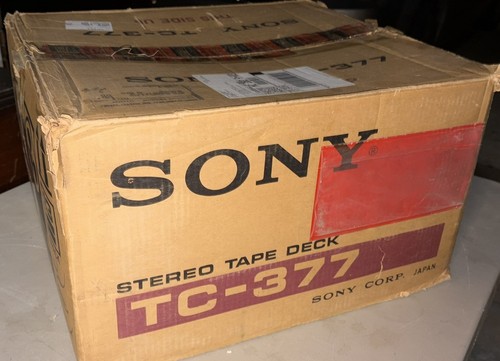 Reel tape deck - reel,
