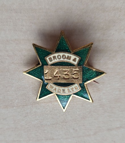 Vintage enamel broom wade - broom, &