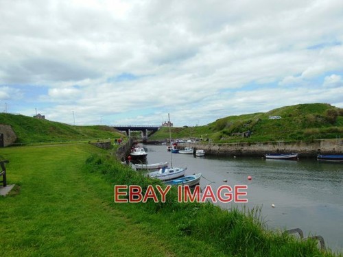 Photo seaton sluice harbour - photo,