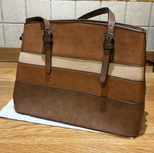 Women's Shoulder Bag - Tan and