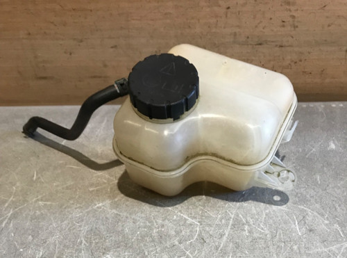 2016 2024 radiator water - zs,