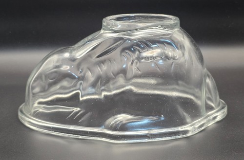 Vintage 1950s pressed clear - pressed,