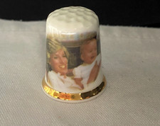 VINTAGE COLLECTABLE FINSBURY THIMBLE PRINCE WILLIAM FIRST BIRTHDAY 1983