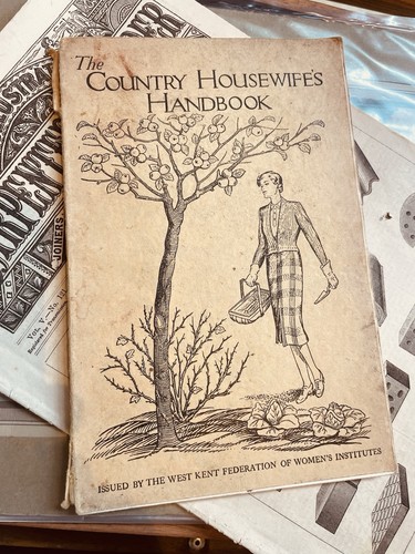 The country housewife - country, housewife’s