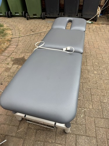 Physio massage treatment - massage, bench