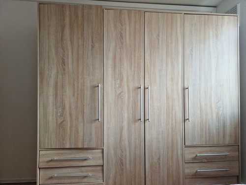 Large door oak effect - 4-door, oak-effect