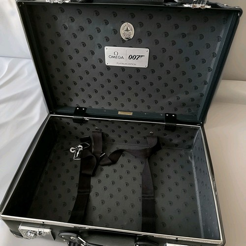 Globe trotter luggage - luggage, james
