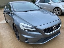 2017 volvo v40 - 2017, breaking