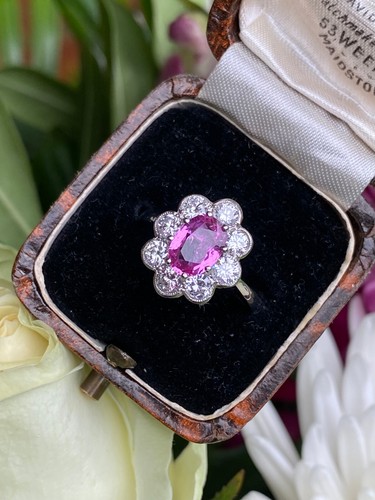 Pink sapphire and diamond - pink,