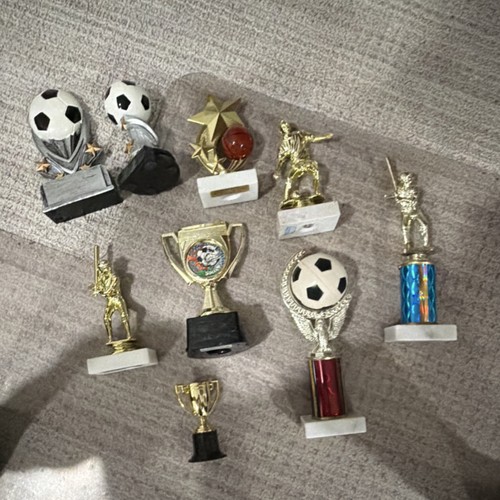Personalizable trophies