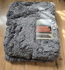 Shag Accent Rug 68 x 114cm