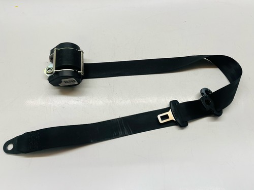 Front seat belt driver - front,