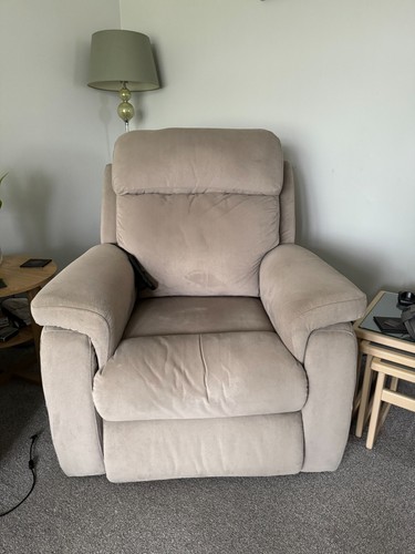 Dfs electric rise recline - dfs, rise/recline