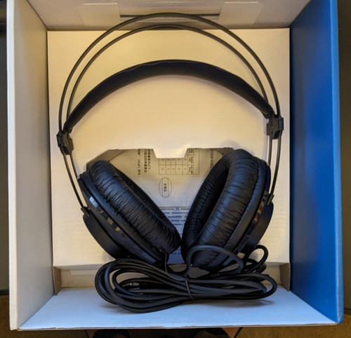 Akg k52 closed - closed, back