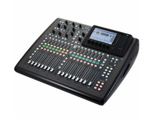 Behringer X32 Compact - BRAND