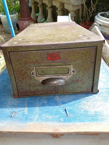 Vintage veteran series metal - series,