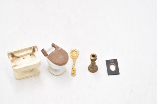 Vintage wooden dollhouse - vintage,