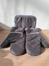 KitchenAid Grey Silicone-Grip Oven Mitts & Pot Holder – Great Condition