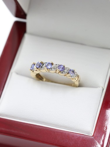 9ct yellow gold - gold, natural