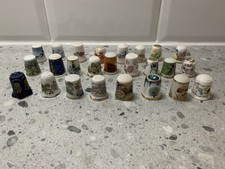 25 Thimbles Collectors Club Vintage 1980s