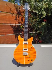Carlos Santana • Exclusive